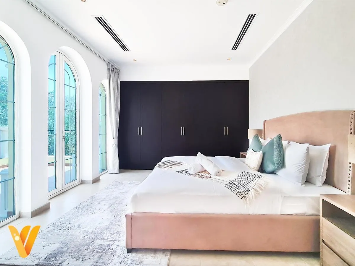 Luxury 3Br Private Villa And Elaborate Gardens Dubai