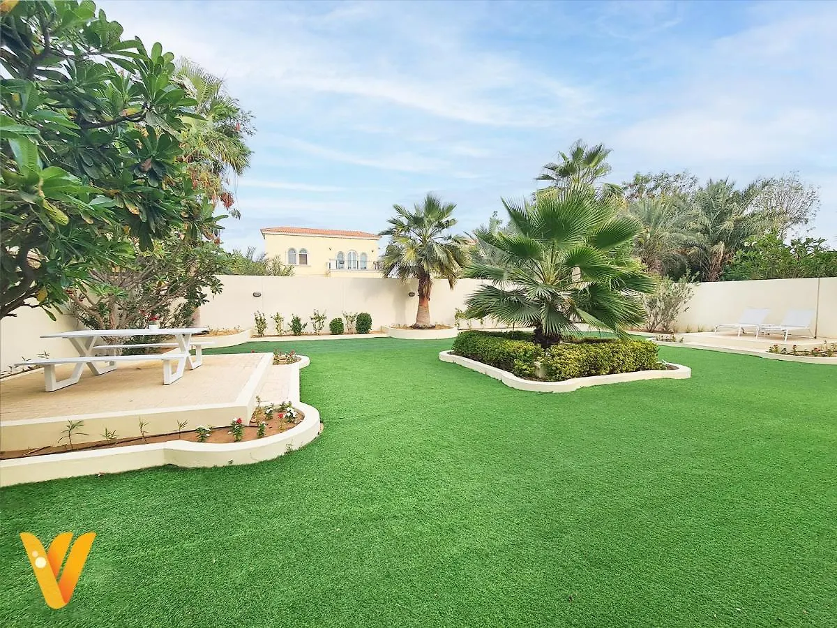 Luxury 3Br Private Villa And Elaborate Gardens Dubai